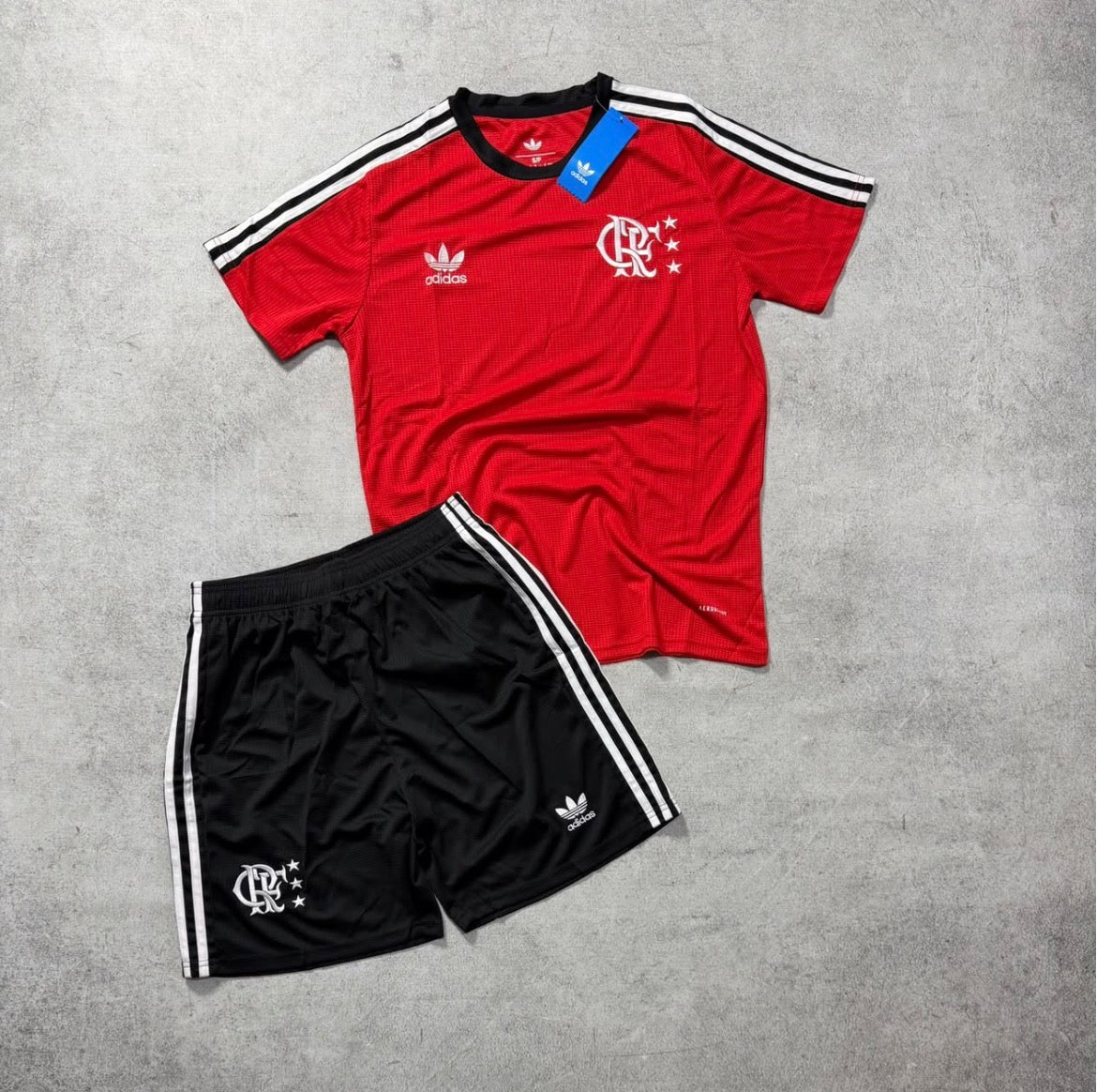 Conjunto Flamengo 2024/25 - Rojo/Negro
