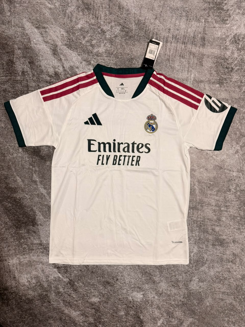 Real Madrid 24/25 (Suplente) manga corta